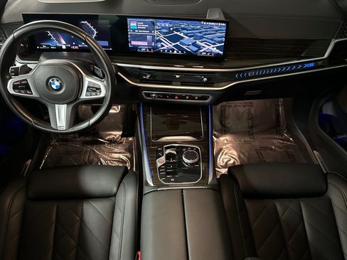 Used 2024 BMW X5 sDrive40i w/ M Sport Package RWD image 16