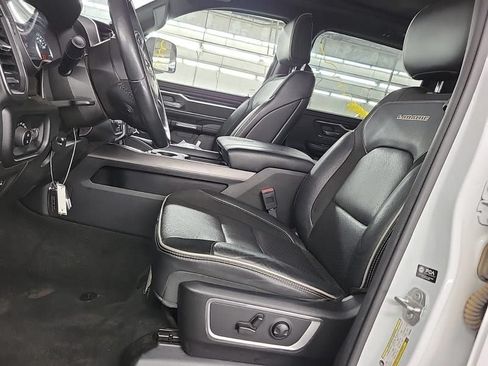 Used 2022 RAM 1500 Laramie AWD/4WD image 8