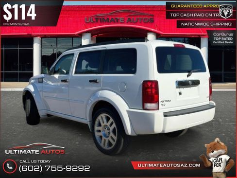 Used 2007 Dodge Nitro R/T RWD image 4