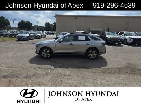 Used 2024 Genesis GV70 3.5T Sport image 19