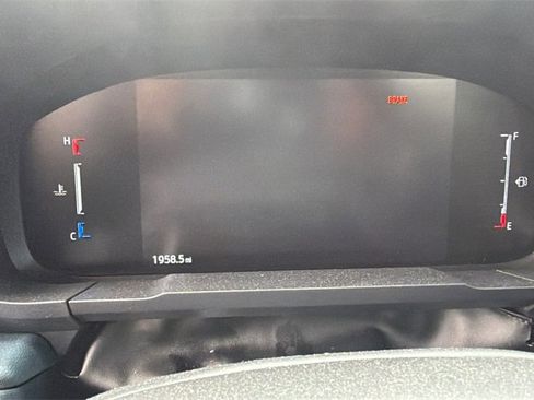 Used 2025 Ford Maverick XL w/ Equipment Group 102A image 9