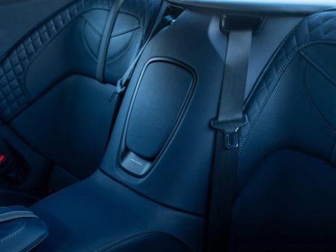 Used 2023 Aston Martin DBS Coupe image 31