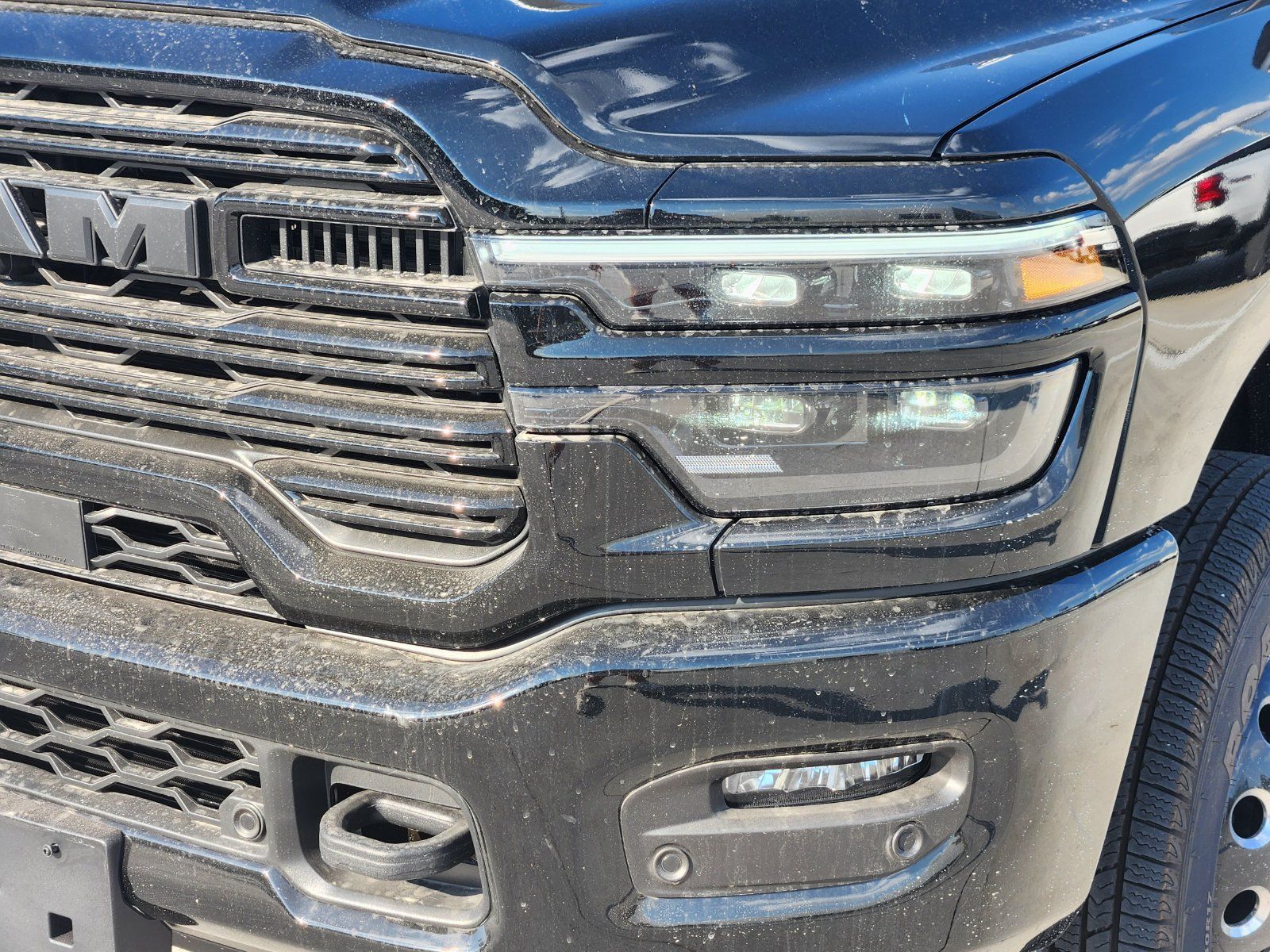 New 2026 RAM 3500 Laramie AWD/4WD image 9