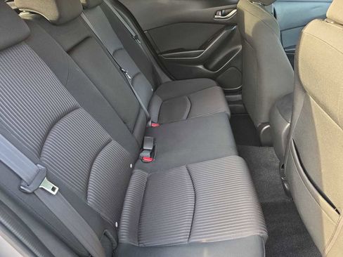 Used 2016 MAZDA MAZDA3 i Touring image 17