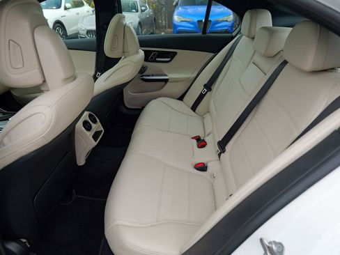 Used 2022 Mercedes-Benz C 300 4MATIC Sedan w/ Pinnacle Trim Package image 29