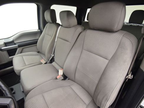Used 2019 Ford F150 XLT w/ Equipment Group 302A Luxury AWD/4WD image 19