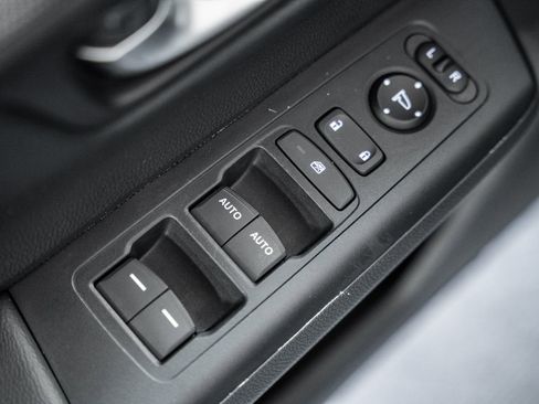 Used 2024 Honda CR-V EX image 41