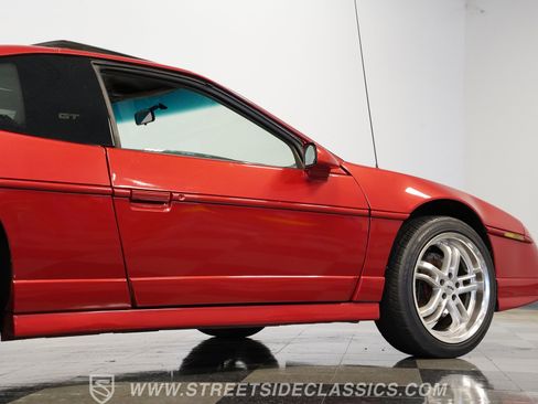 Used 1987 Pontiac Fiero GT RWD image 29