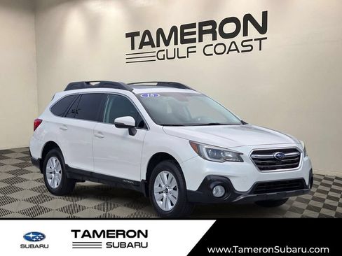 Used 2018 Subaru Outback 2.5i Premium AWD/4WD image 1