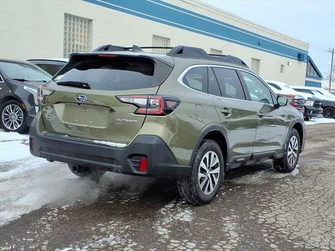 Used 2021 Subaru Outback Premium image 5