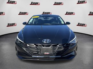 Used 2023 Hyundai Elantra SE FWD video 2