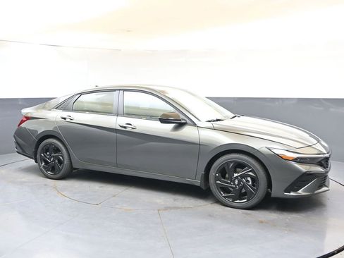 New 2026 Hyundai Elantra SEL Sport Premium w/ Cargo Package FWD image 7