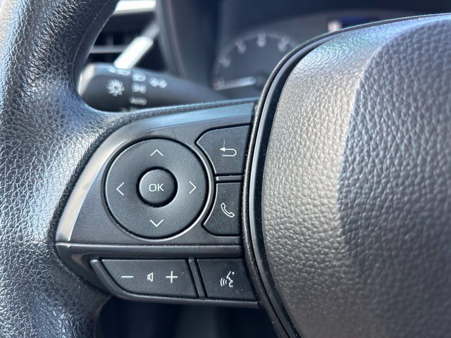 Used 2025 Toyota Corolla LE FWD image 17