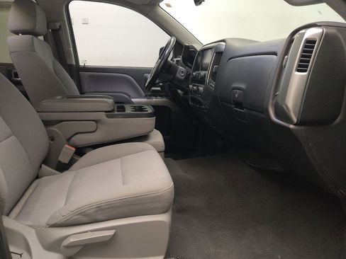 Used 2018 Chevrolet Silverado 1500 LT w/ Texas Edition image 21