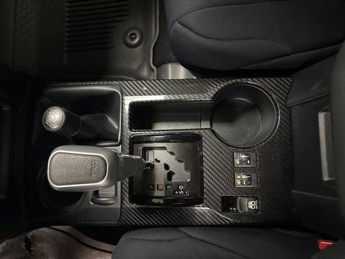 Used 2024 Toyota 4Runner TRD Off-Road Premium image 19