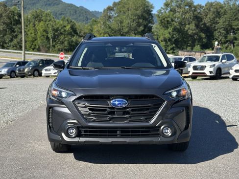 Used 2024 Subaru Outback Premium AWD/4WD image 23