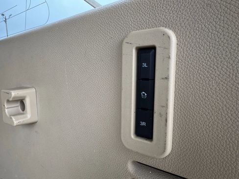 Used 2017 Ford Expedition EL Limited image 22