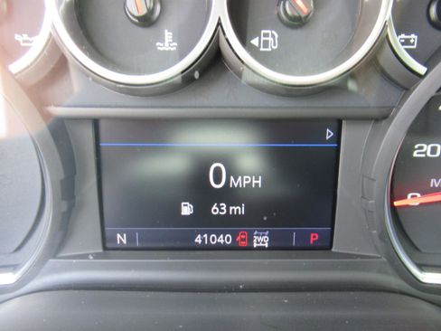 Used 2021 Chevrolet Silverado 1500 LT AWD/4WD image 28
