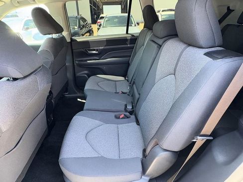 Used 2026 Toyota Grand Highlander FWD image 34
