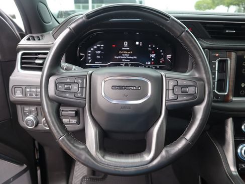 Used 2023 GMC Yukon Denali Ultimate AWD/4WD image 34