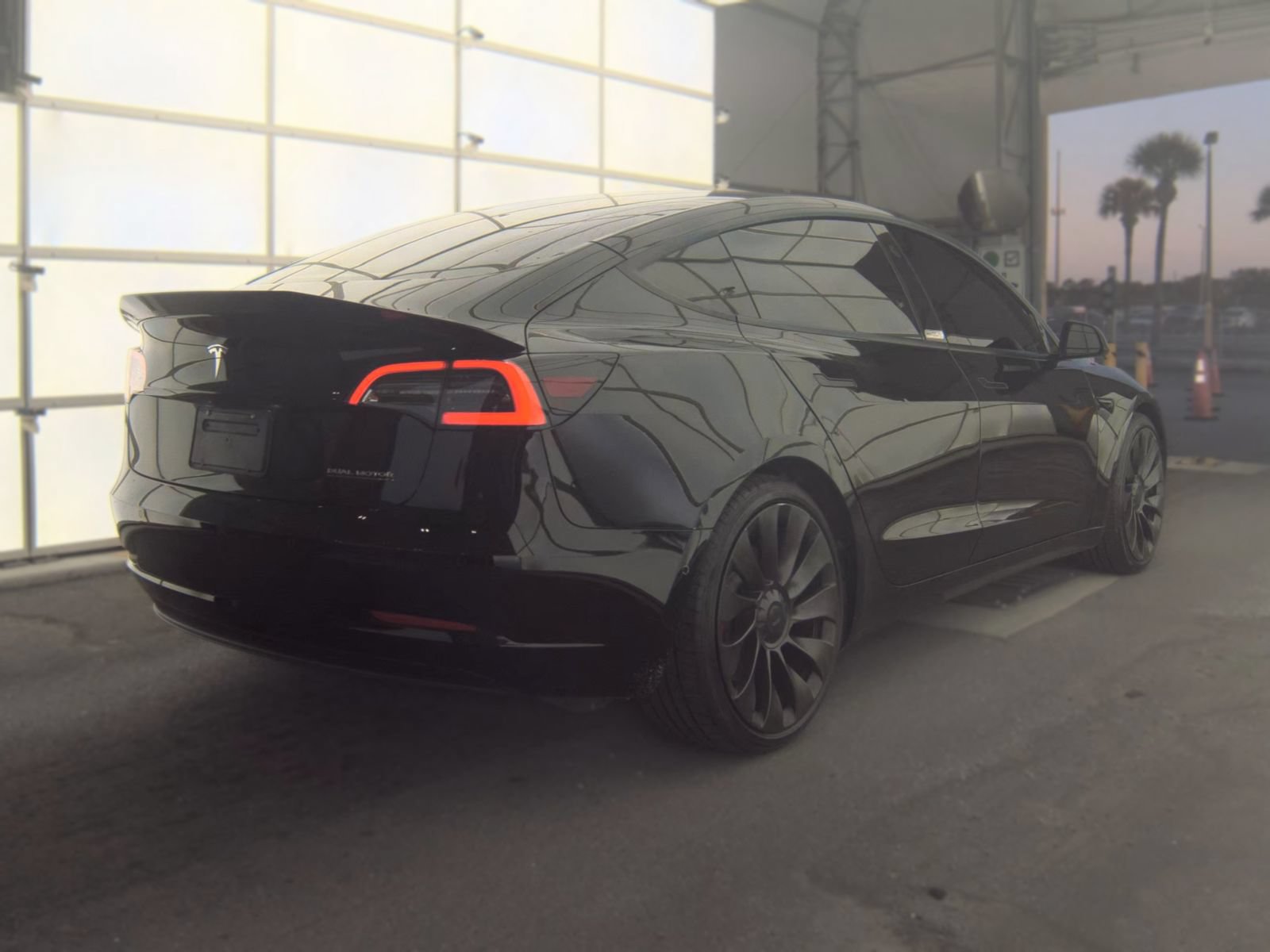 Used 2021 Tesla Model 3 Performance AWD/4WD image 3