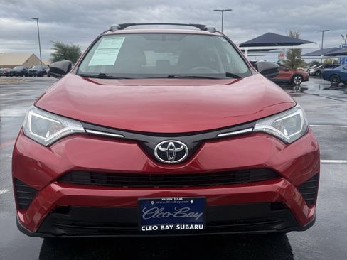 Used 2016 Toyota RAV4 LE image 2
