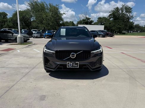 Certified 2024 Volvo XC60 T8 Plus w/ Climate Package AWD/4WD image 8