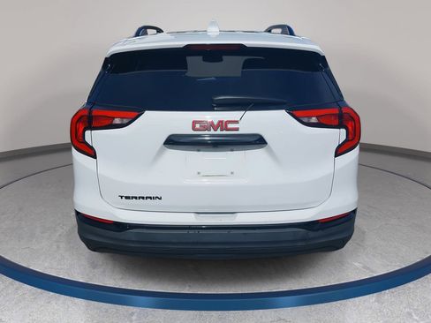 Used 2020 GMC Terrain SLE w/ Elevation Edition FWD image 6
