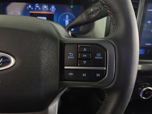 Certified 2025 Ford F350 Lariat w/ Black Appearance Package AWD/4WD image 15