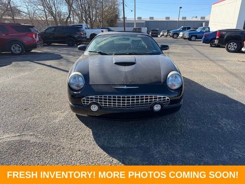 Used 2003 Ford Thunderbird image 2
