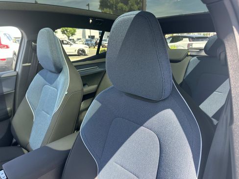 New 2026 Volvo EX30 Cross Country Ultra AWD/4WD image 15