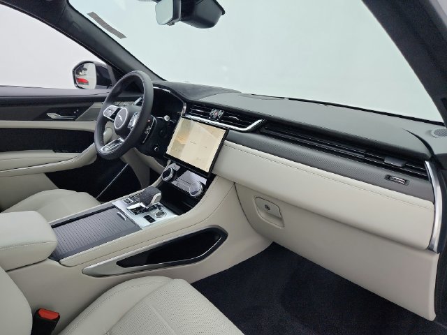 Certified 2026 Jaguar F-PACE SVR AWD/4WD image 21
