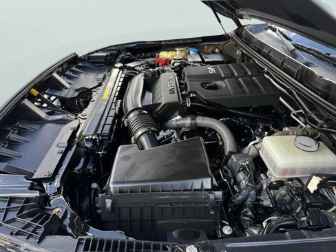 Used 2023 Nissan Frontier SV w/ Technology Package image 59