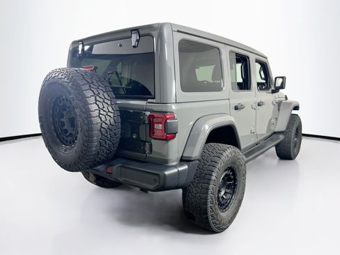 Used 2020 Jeep Wrangler Unlimited Sahara AWD/4WD image 5