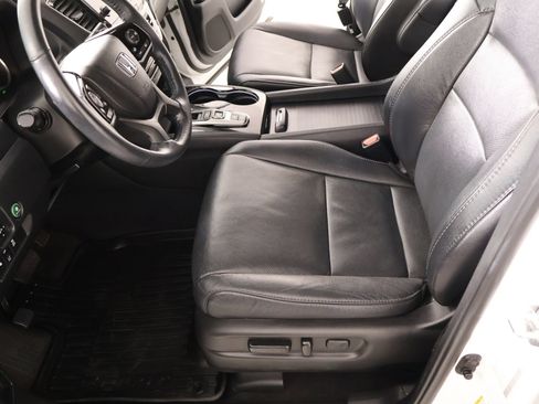Used 2022 Honda Pilot Elite image 11