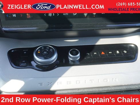Used 2025 Ford Expedition Max Active image 29