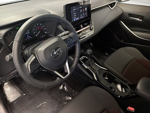 Used 2025 Toyota Corolla SE FWD image 7