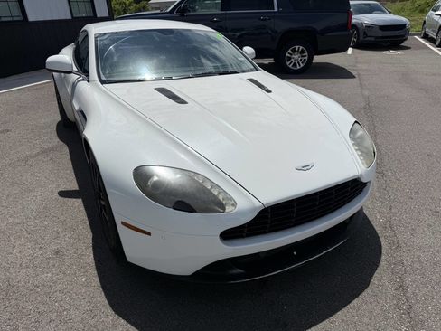 Used 2014 Aston Martin V8 Vantage Coupe RWD image 4