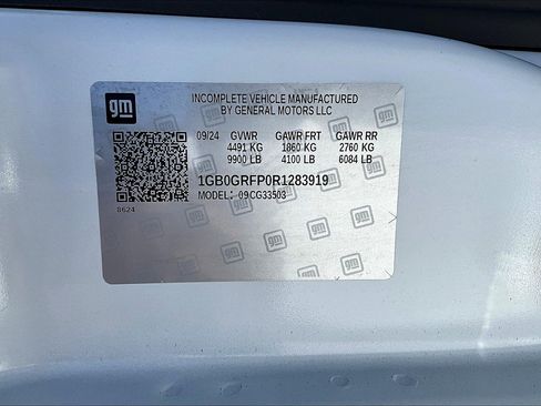 New 2024 Chevrolet Express 3500 93 w/ Power Convenience Package image 13