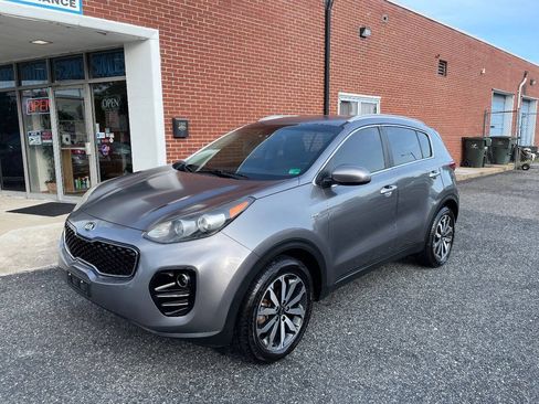 Used 2017 Kia Sportage EX AWD/4WD image 3