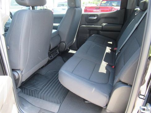 Used 2022 Chevrolet Silverado 1500 Custom Trail Boss w/ Safety Confidence Package AWD/4WD image 33