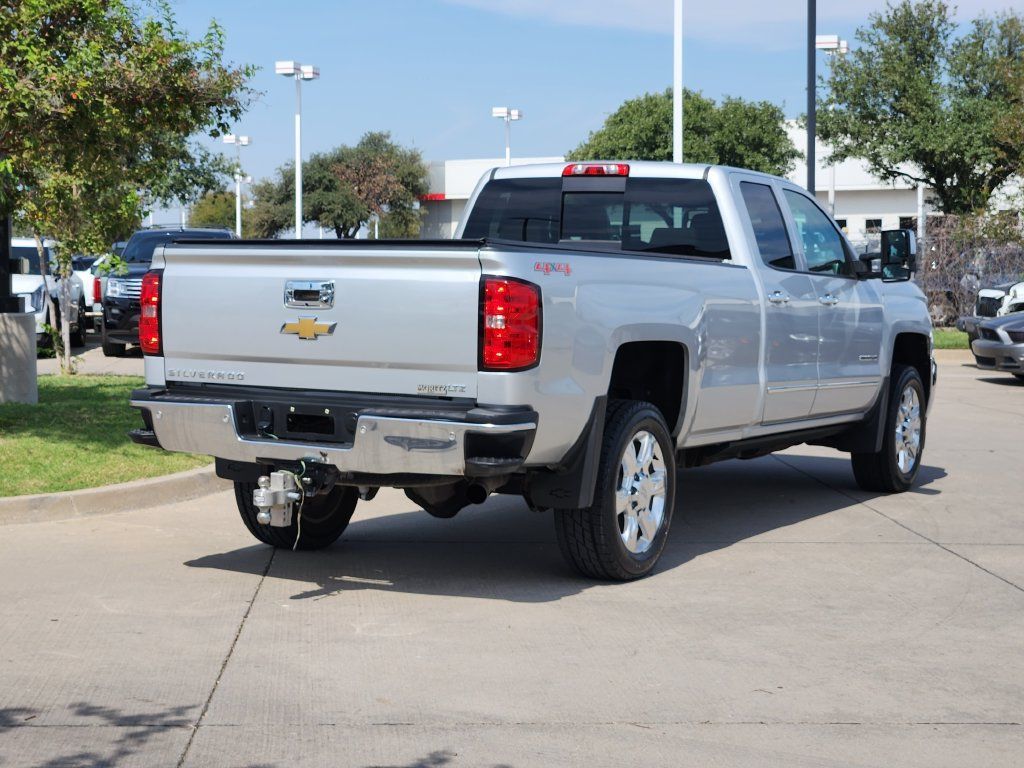 Used 2015 Chevrolet Silverado 2500 LTZ w/ LTZ Plus Package AWD/4WD image 4