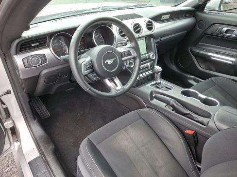 Used 2019 Ford Mustang Coupe w/ Equipment Group 101A RWD image 10