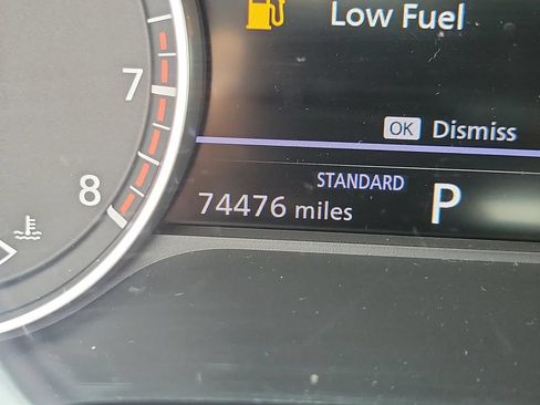 Certified 2023 Nissan Pathfinder SL FWD image 23