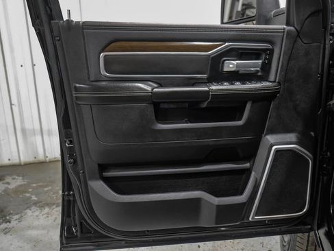 Used 2023 RAM 3500 Laramie AWD/4WD image 42