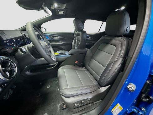 New 2026 Chevrolet Equinox EV LT FWD image 23