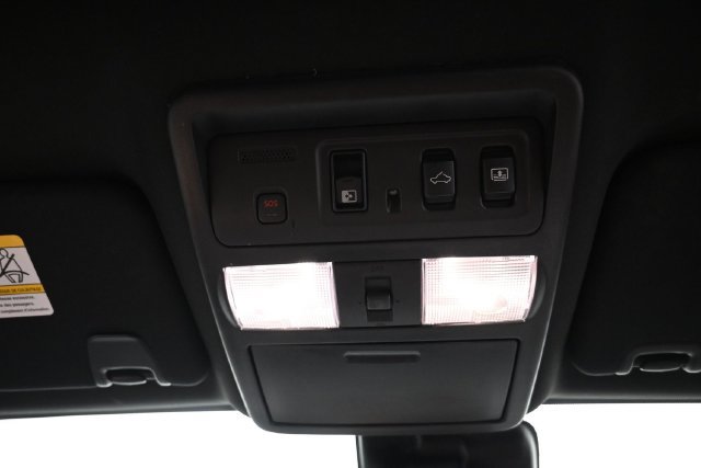 Used 2021 Nissan Titan Platinum Reserve w/ Moonroof Package AWD/4WD image 19