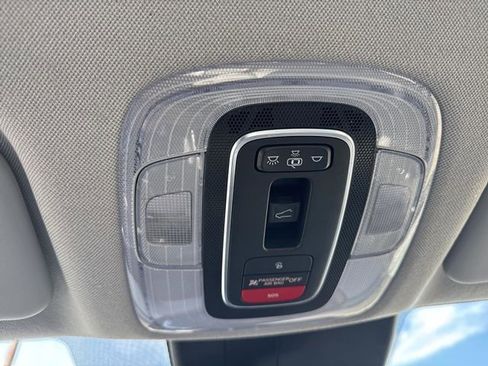 Used 2023 Hyundai Elantra Limited w/ Cargo Package FWD image 30