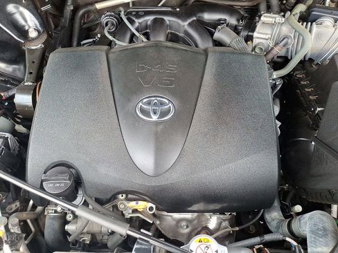 Used 2019 Toyota Highlander Plus image 27