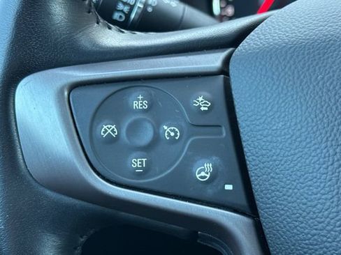 Used 2022 GMC Acadia AT4 w/ Technology Package image 38